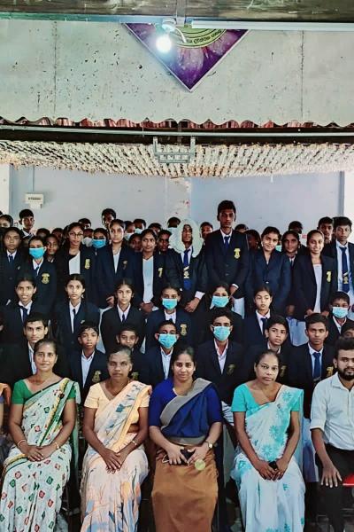 305977132 171566282119600 7344607895515182108 N